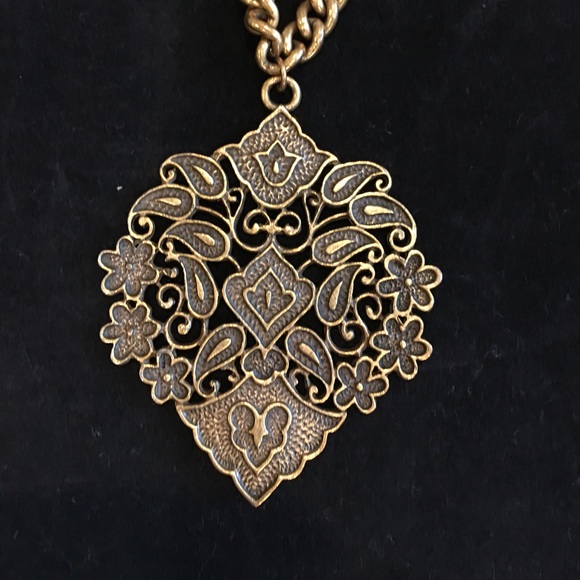 15" BRUSHED GOLD NECKLACE by EXPRESS - Picture 2 of 5